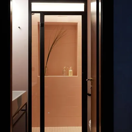 Naman Hotellerie - Margutta 4*