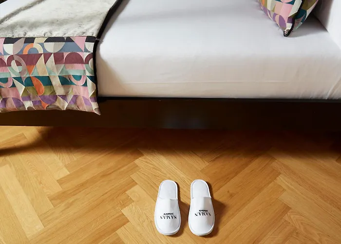 Naman Hotellerie - Margutta Гостевой дом