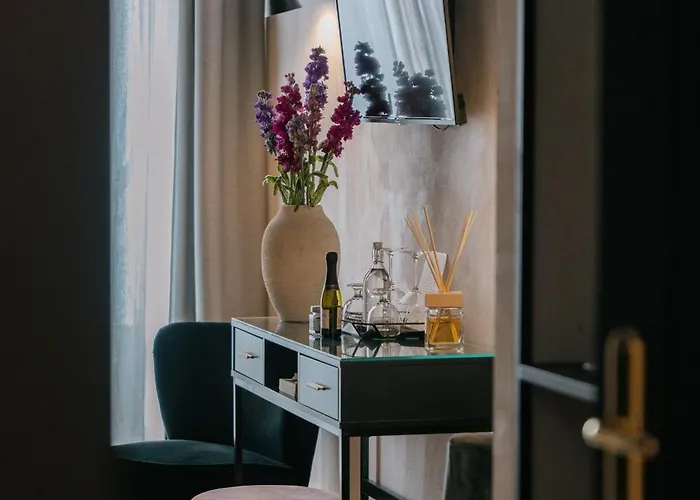 Naman Hotellerie - Margutta 4*