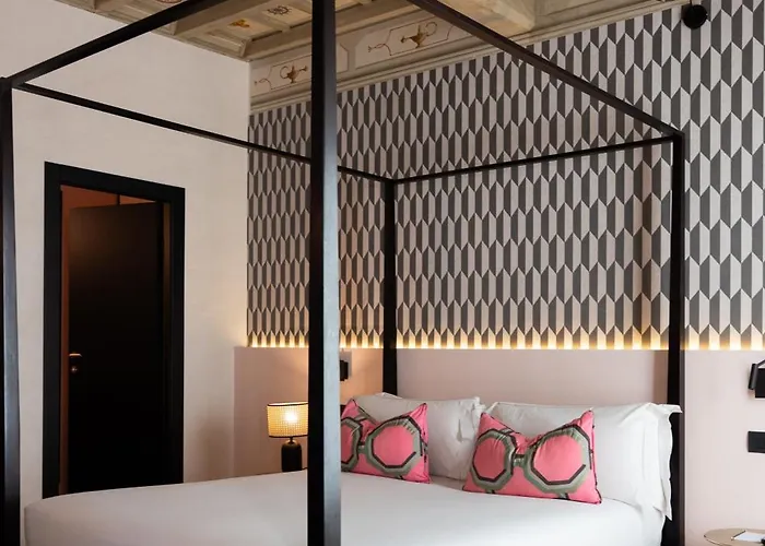 Гостевой дом Naman Hotellerie - Margutta Рим