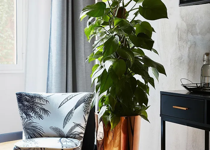 Naman Hotellerie - Margutta Гостевой дом Рим