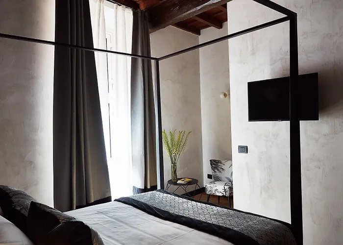 Naman Hotellerie - Margutta 4*