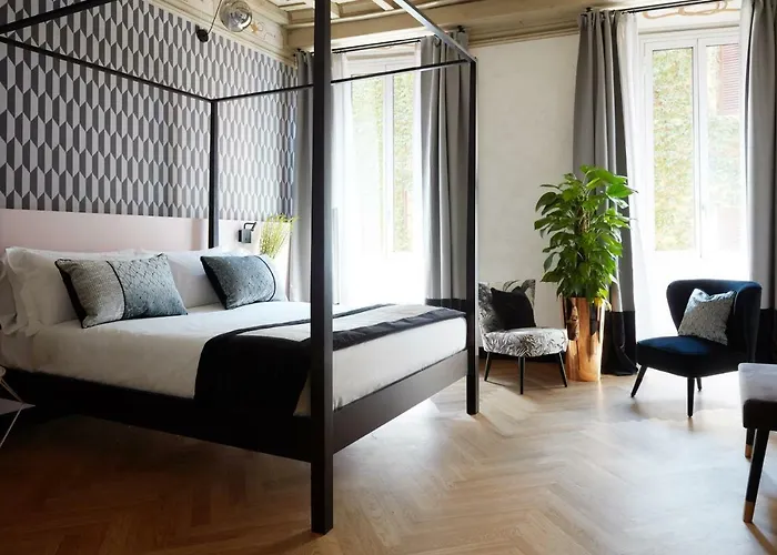 Гостевой дом Naman Hotellerie - Margutta 4*