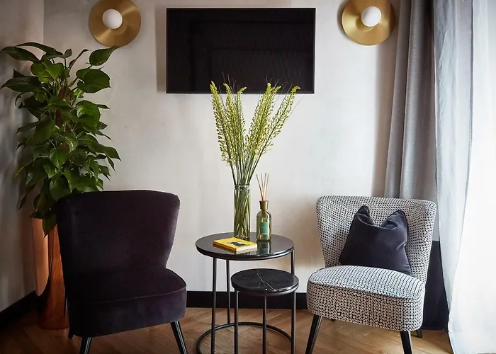 Naman Hotellerie - Margutta Гостевой дом Рим