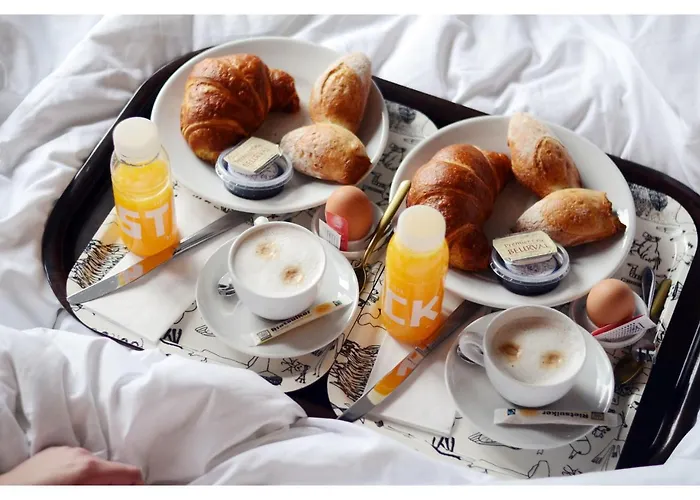 Naman Hotellerie - Margutta Гостевой дом 4*